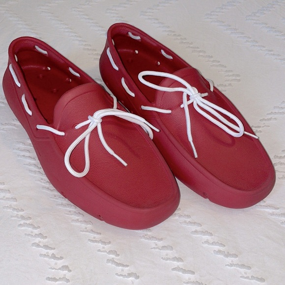 EUC Men's 10 Tucket Red Giller Boat Shoe Slip Resistant Non-Marking - Picture 1 of 9